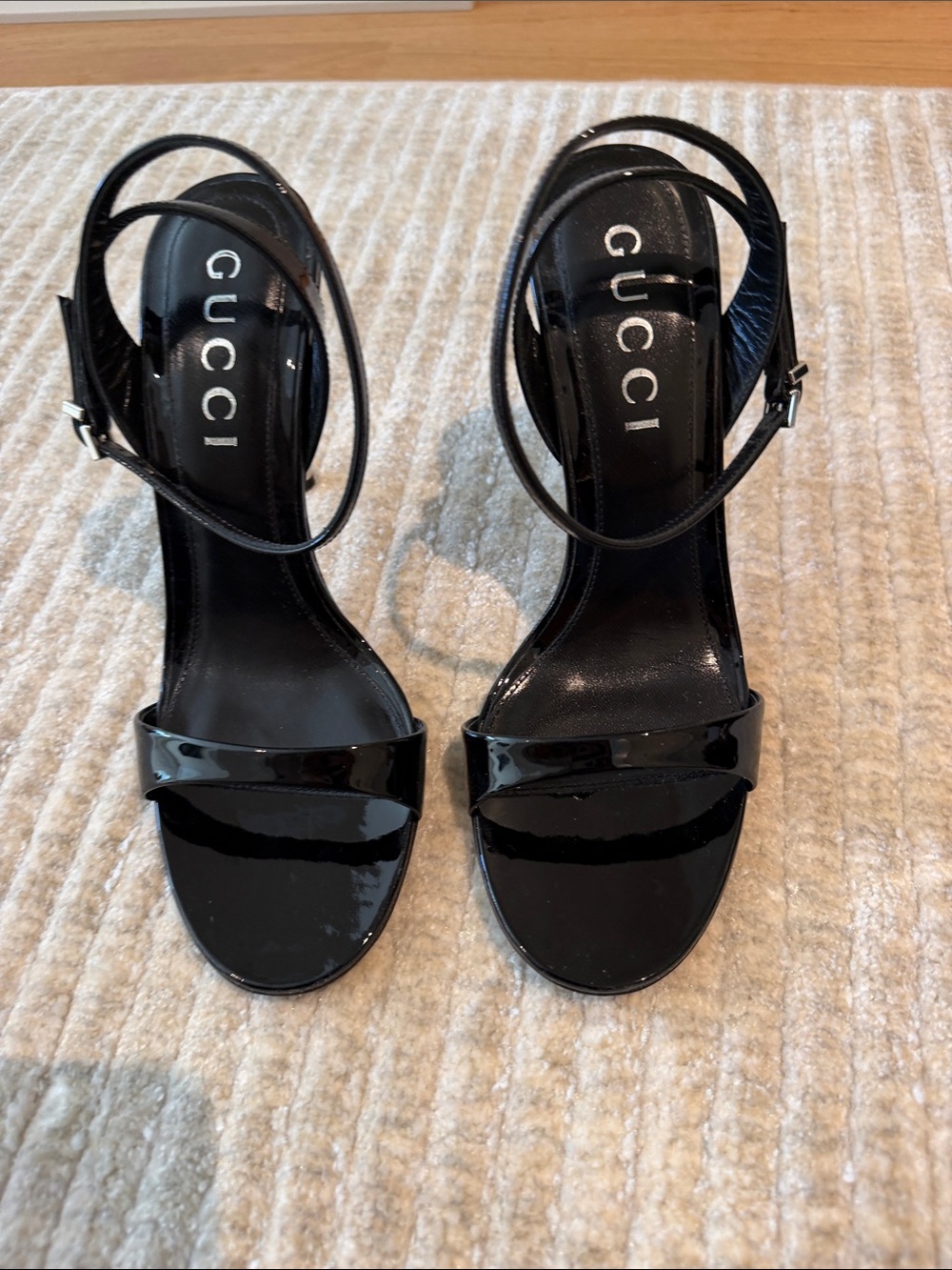 Gucci Black Patent Leather Strappy Heels with Silver-Tone Heel - Picture 3 of 4